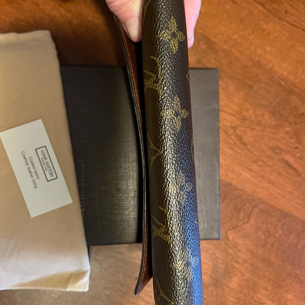 Authentic Louis Vuitton Wallet - Picture 9 of 15